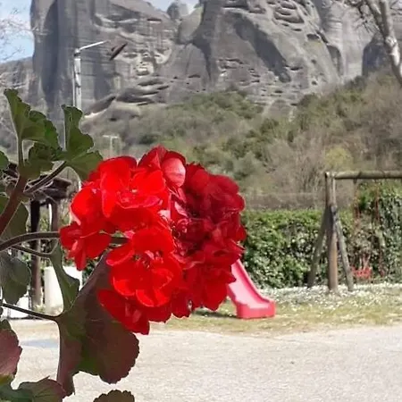 Alojamento de Acomodação e Pequeno-almoço Meteora Garden 3*