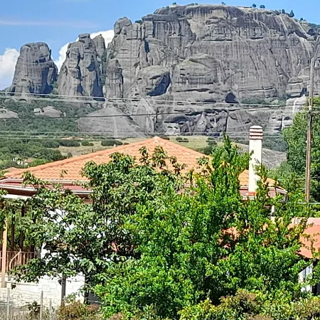 Alojamento de Acomodação e Pequeno-almoço Meteora Garden Kalabáka