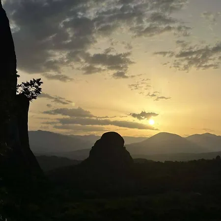 Meteora Garden Alojamento de Acomodação e Pequeno-almoço